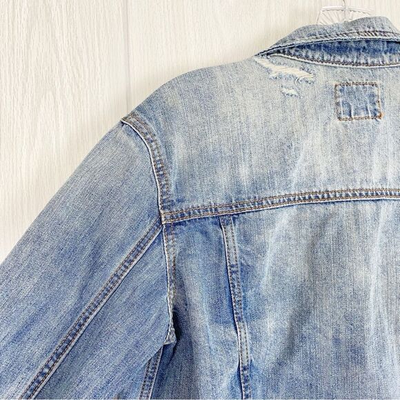 American Eagle | Distressed Classic Button Front Jean Jacket Size Small - Picture 6 of 10